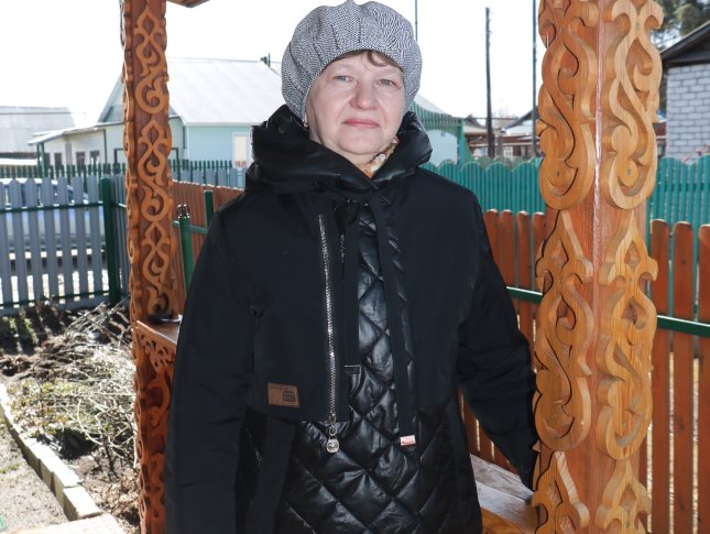 Брала пример со старшей сестры